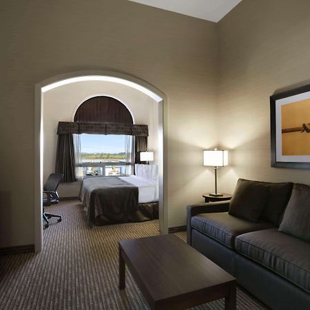Hotel Ramada By Wyndham Conklin Exteriér fotografie