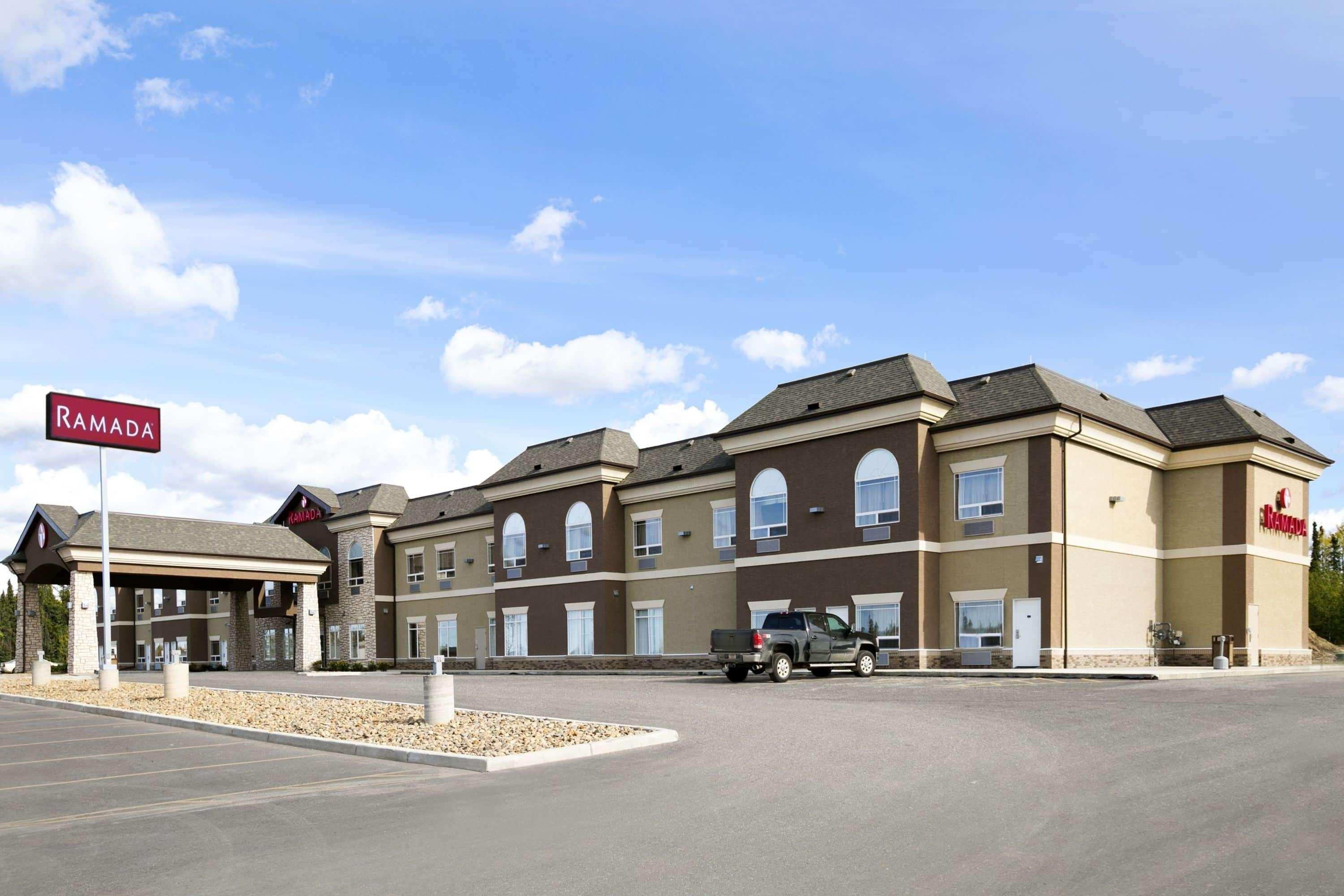 Hotel Ramada By Wyndham Conklin Exteriér fotografie